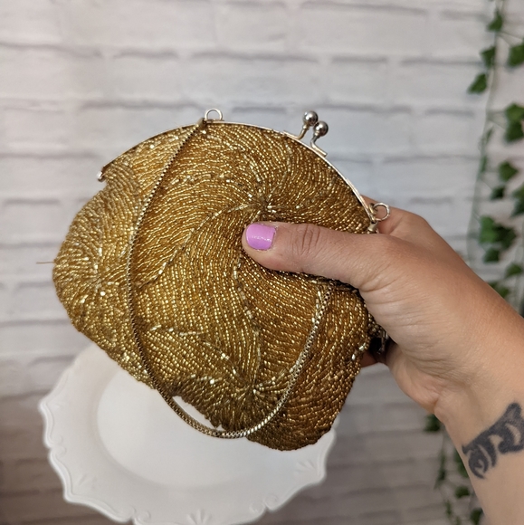Vintage Gold Beaded Bag - Picture 4 of 10